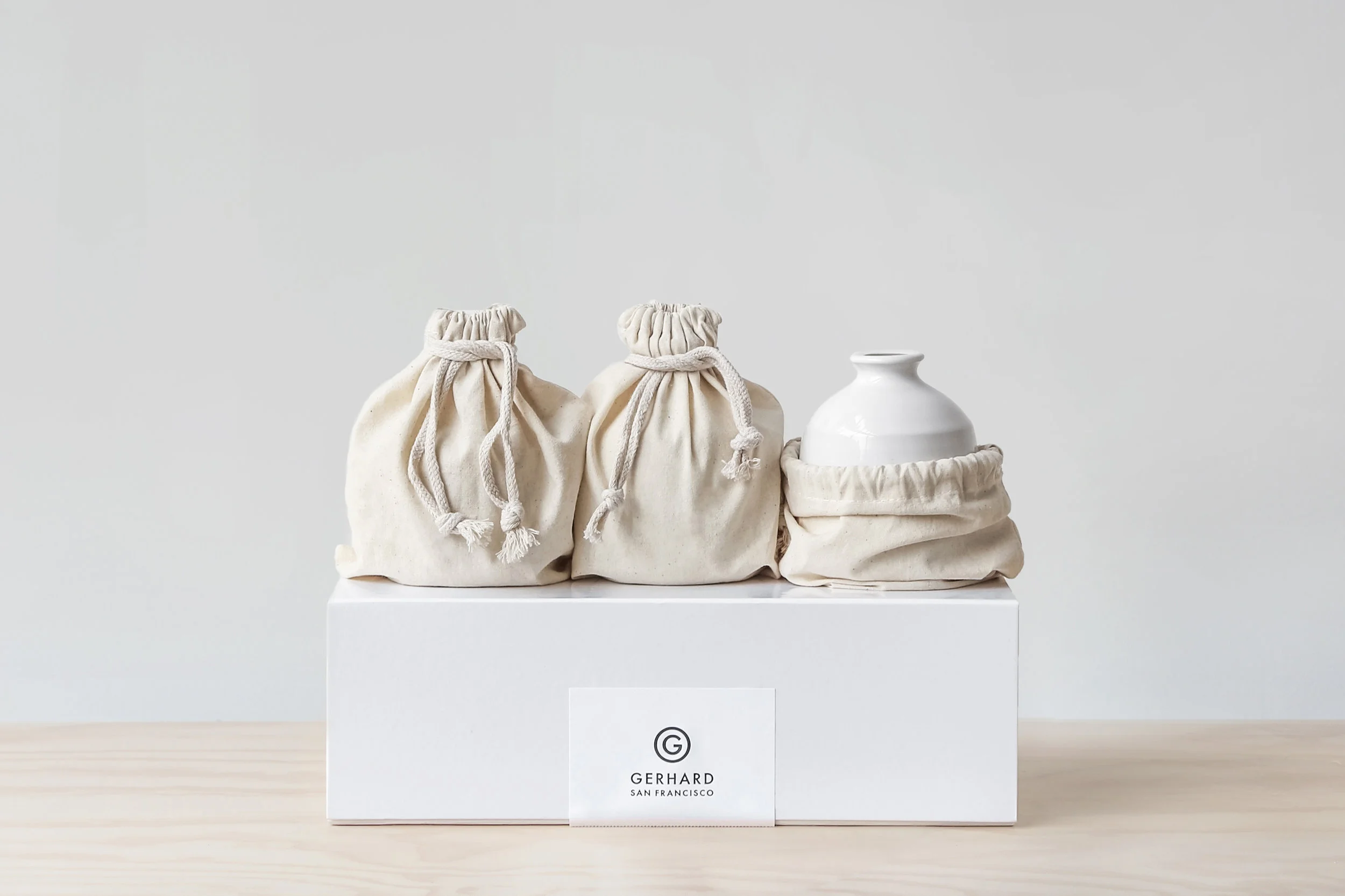 gerhard_ceramics_skala_bvgb_sleeve_gwhite.jpg