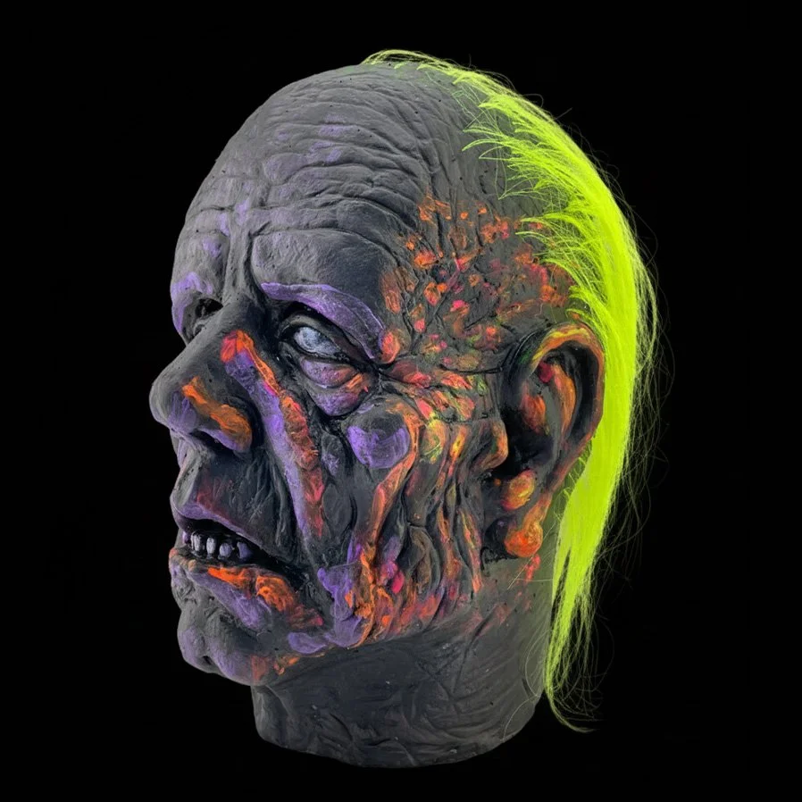 Dr Druid Mask ¾ L.jpg