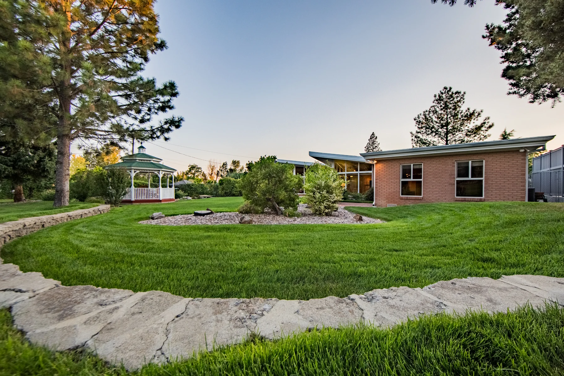 4227 Cumberland Rd (23 of 30).jpg