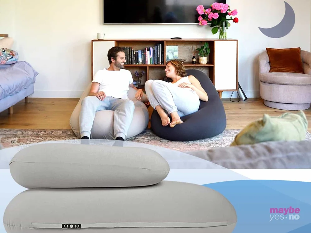 Moon Pod Review a fun chair to relax and take a break on — MAYBE.YES