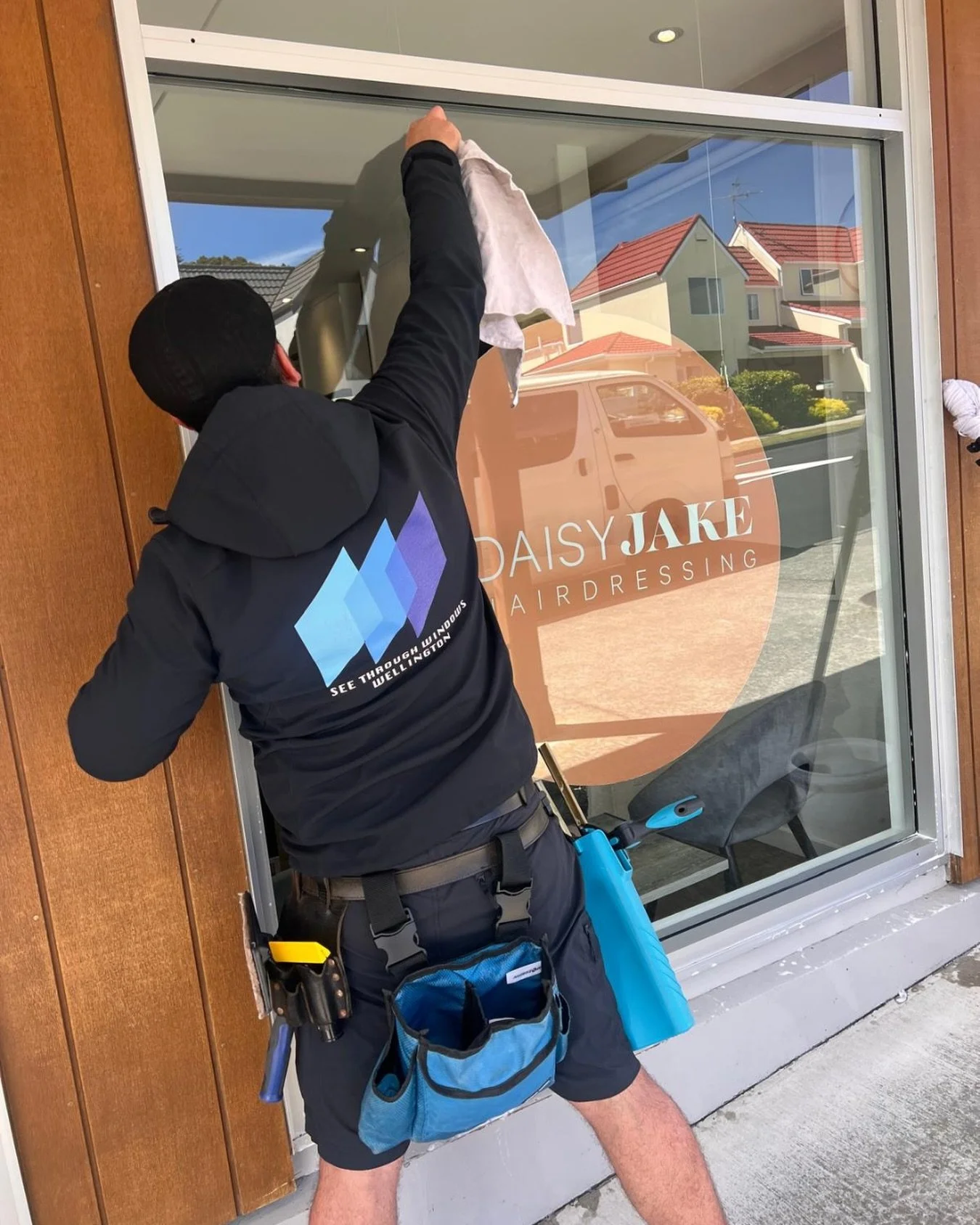 Our window man is back and the salon windows are shining ✨

If you hate spending your weekends doing chores like cleaning windows&hellip; we know the man to call @stw.wellington