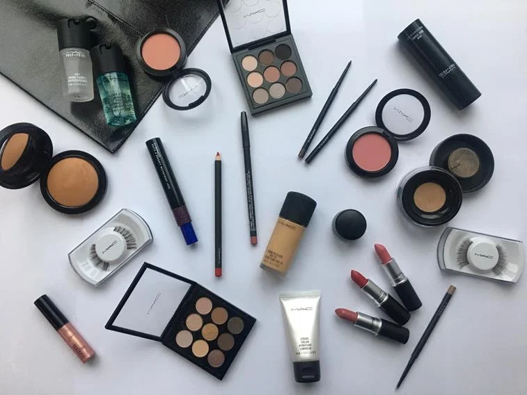 Every Miss Universe candidate will receive this kit from MAC Cosmetics.