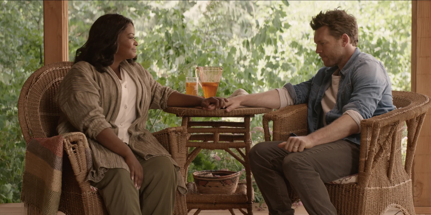 Octavia Spencer and Sam Worthington in The Shack / Pioneer Films