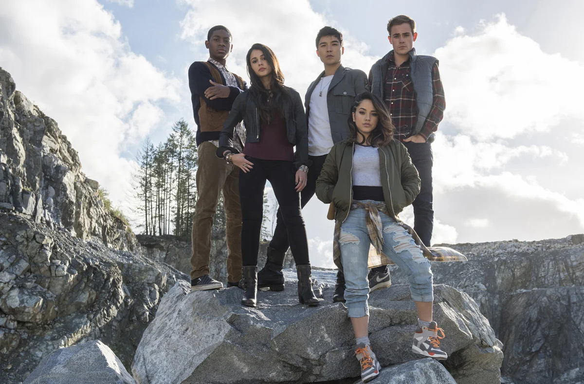 Billy, Kimberly, Jack, Trini, Jason in Power Rangers.