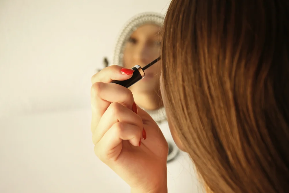 Makeup in 10 Minutes Using 3 Products (Not A Challenge)