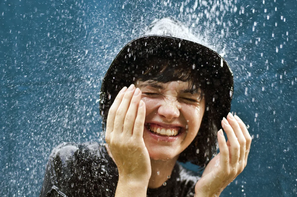 Achieve a Completely Waterproof Makeup Look