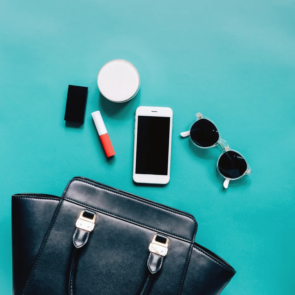 7 Must-Have Items That Should Be in Your Bag