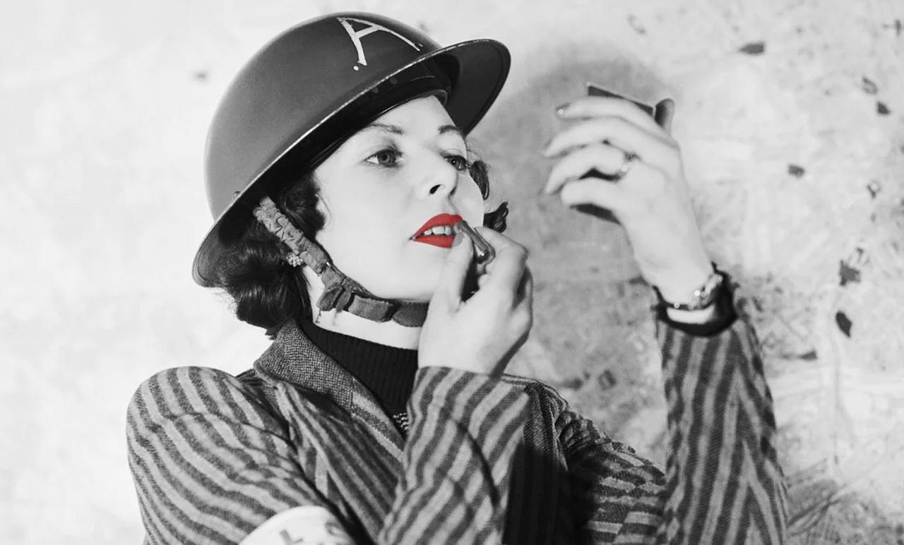 red lipstick suffragettes