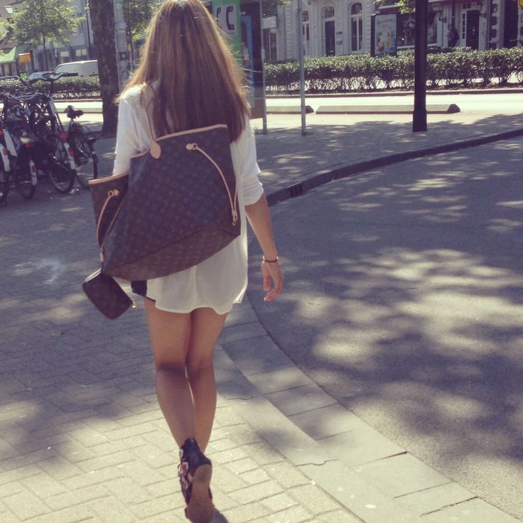 Bags So Popular Among Filipina Working Women, They're Basically Iconic Staples