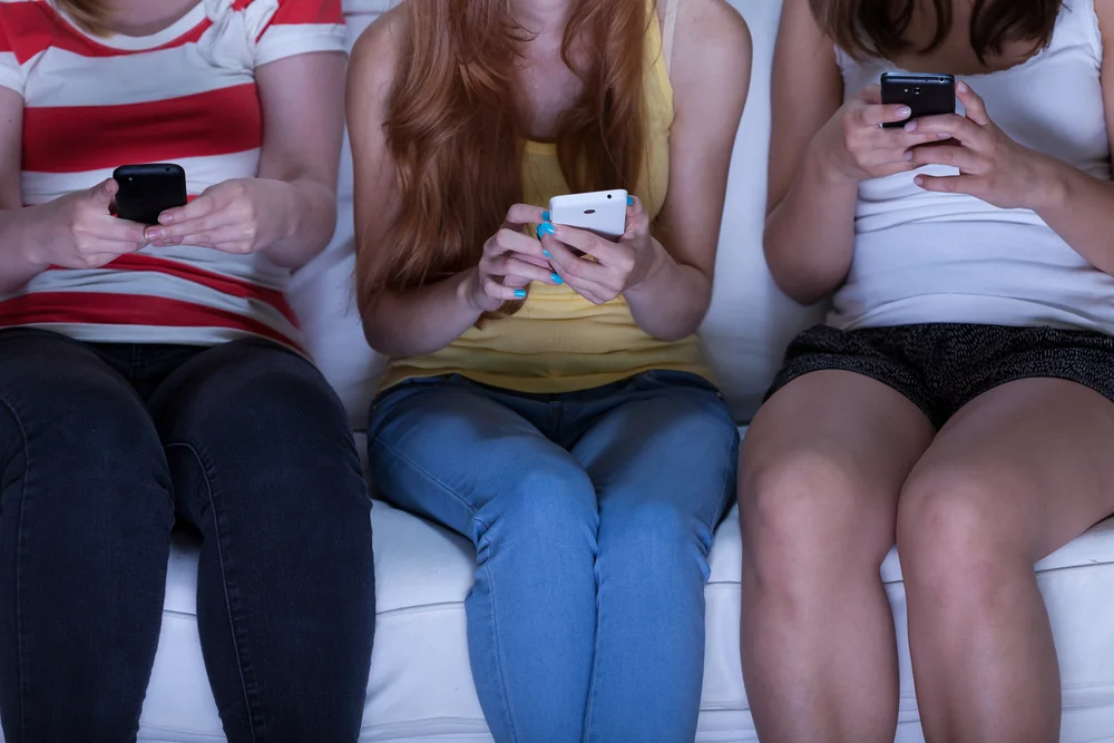 The Simplest Ways You Can Unplug From Social Media