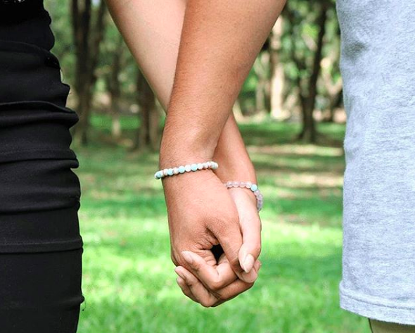 Always Keep Your Special Someone Close With These Super Cute Distance Bracelets 
