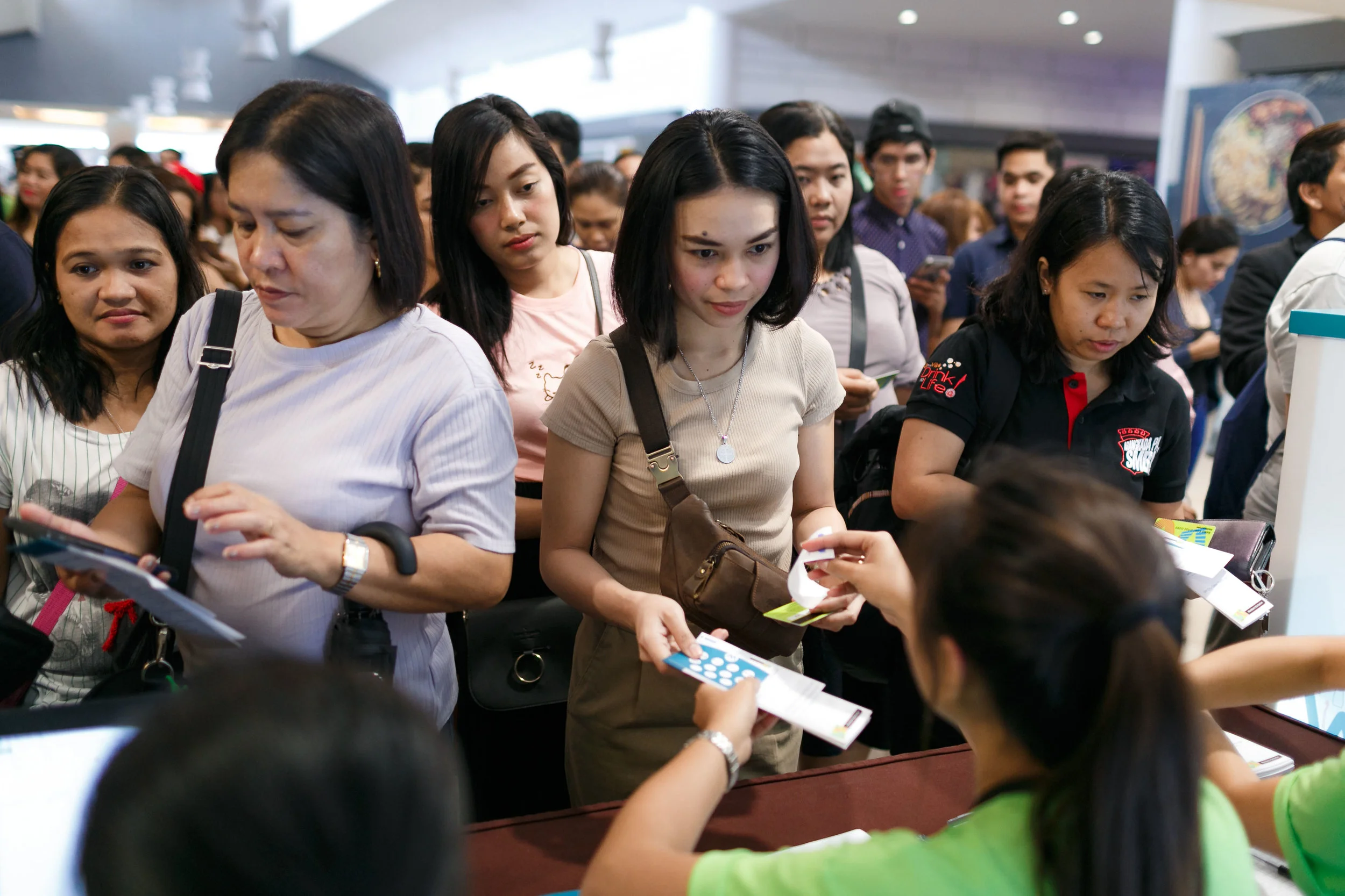 Watsons Card members line up for World of Wellness 2019.jpg