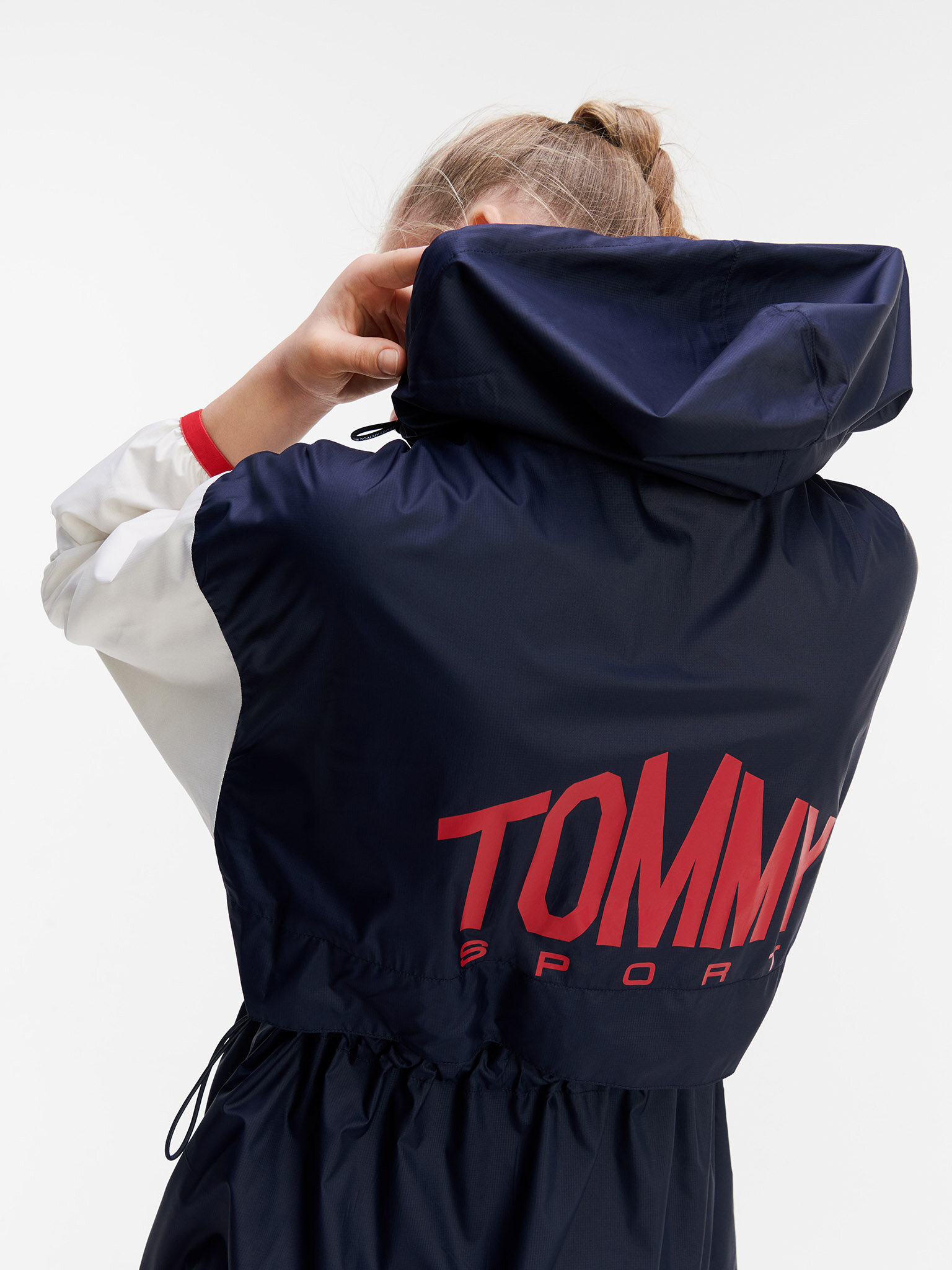 Make the new Tommy Sport collection   part of your 2021 fitness routine