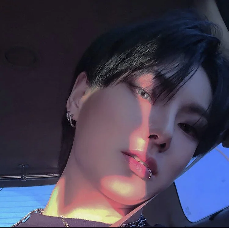 Meet the K-pop idol whose Instagram photos are works of art 