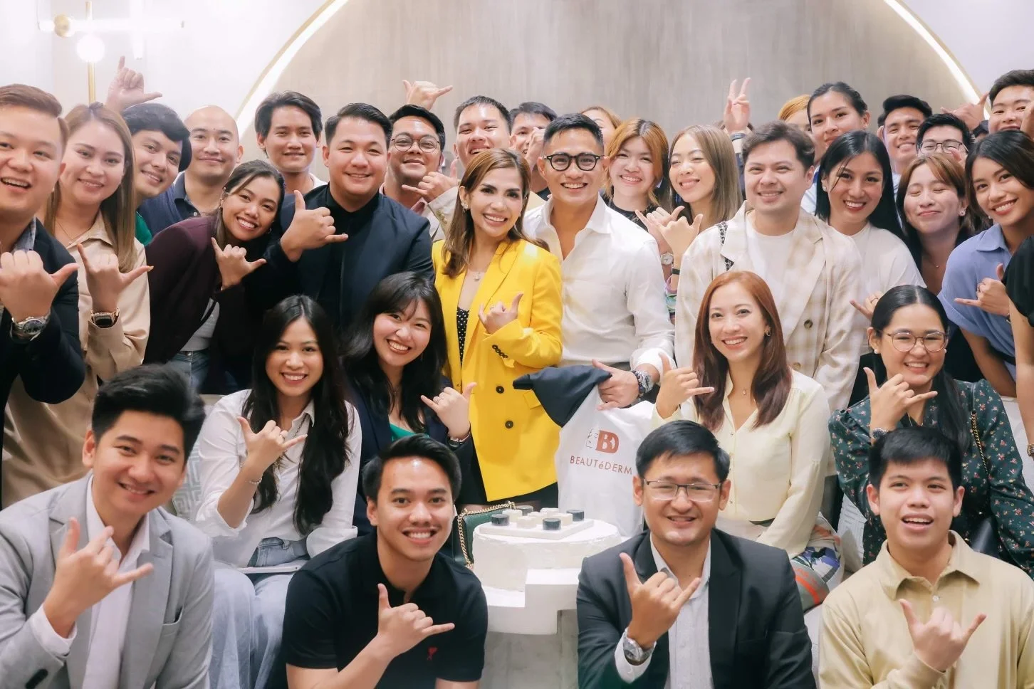 Beautéderm CEO Rhea Anicoche-Tan Mentors Young Entrepreneurs In Pampanga