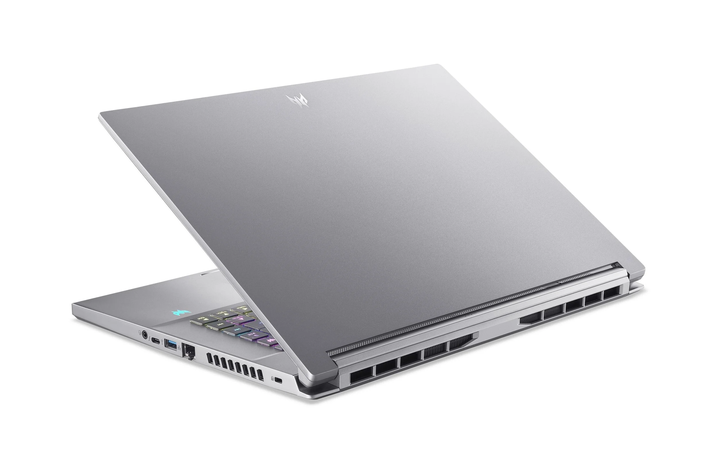 Acer Expands Premium Gaming Portfolio With New Predator Triton 16