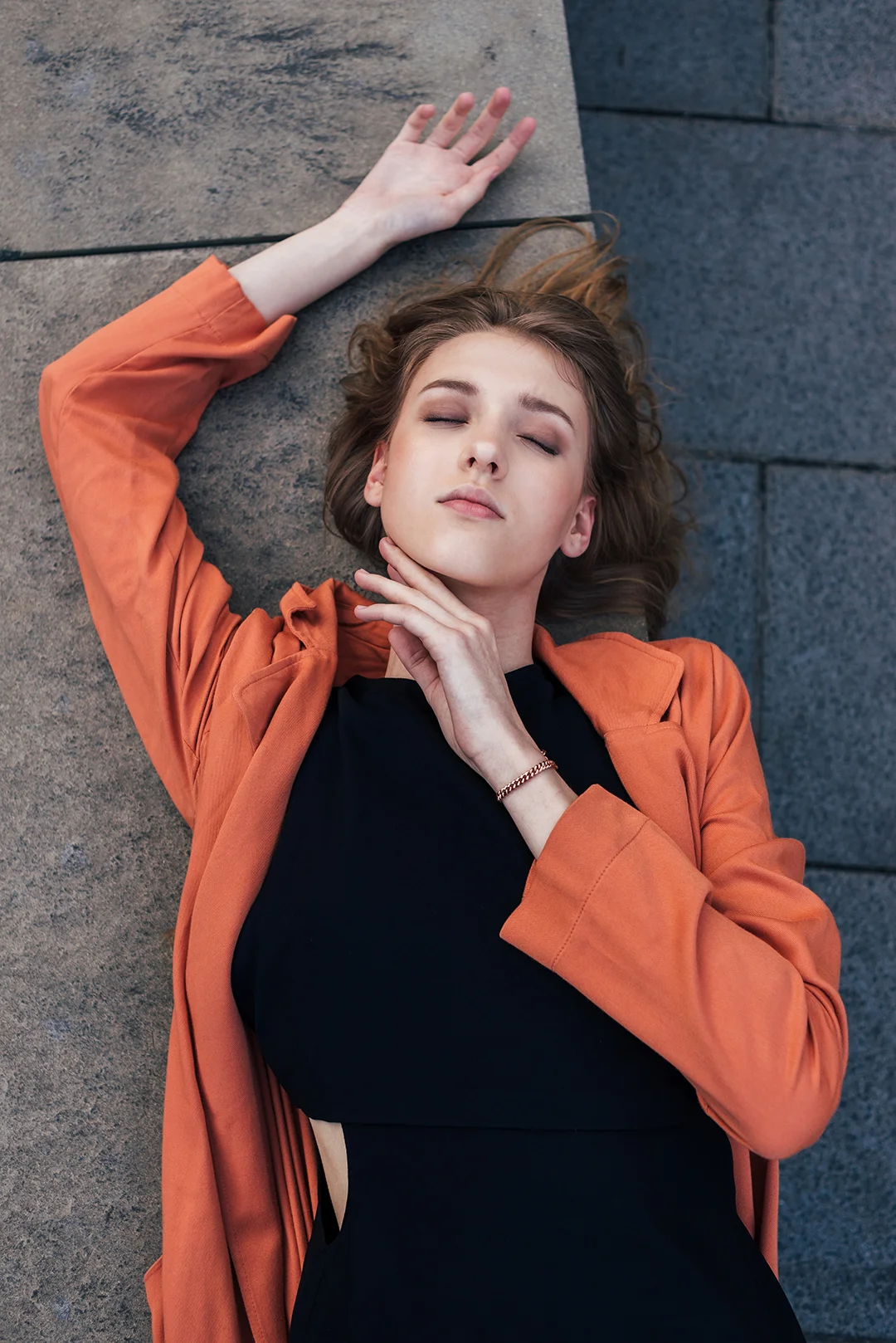 6602_Nastya_waves_are_free.jpg