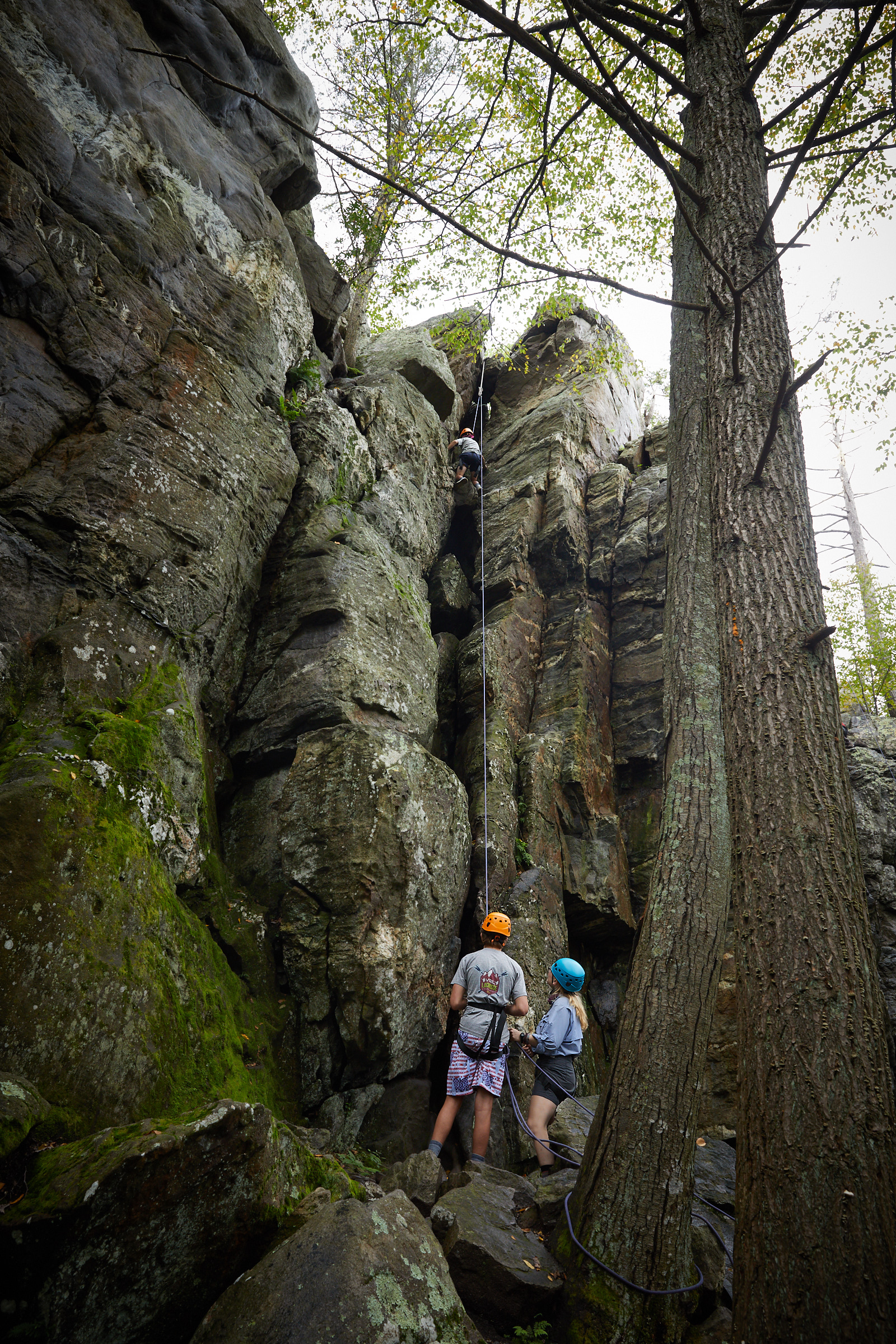  St. Paul School at Outward Bound course at Shaffer Rock, Michaux State Park, PA. [image © Matthew Rakola] 