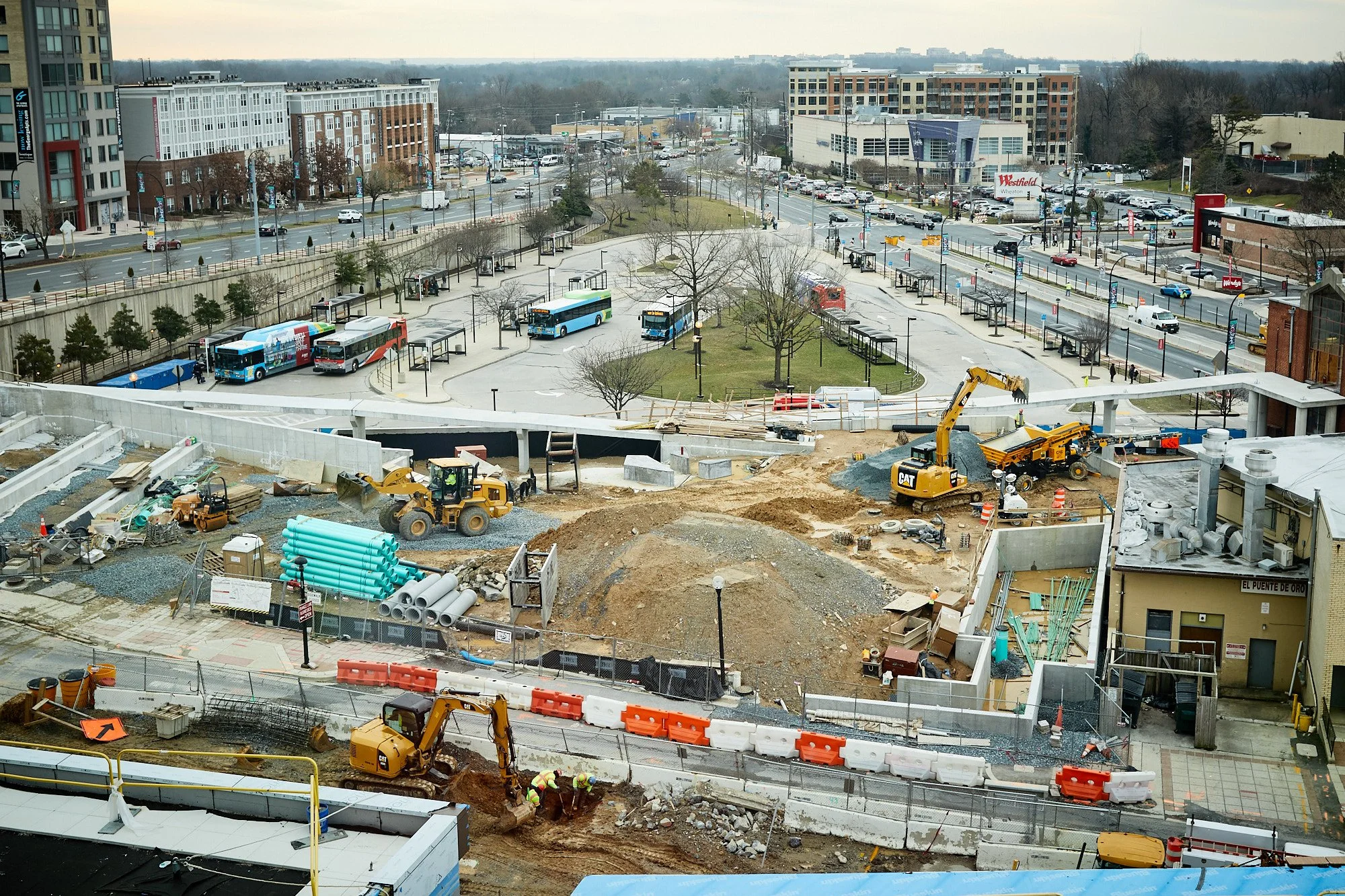  Views from and inside of Maryland-National Capital Park and Planning Commission building in the Wheaton Triangle. Image ©Matthew Rakola. 