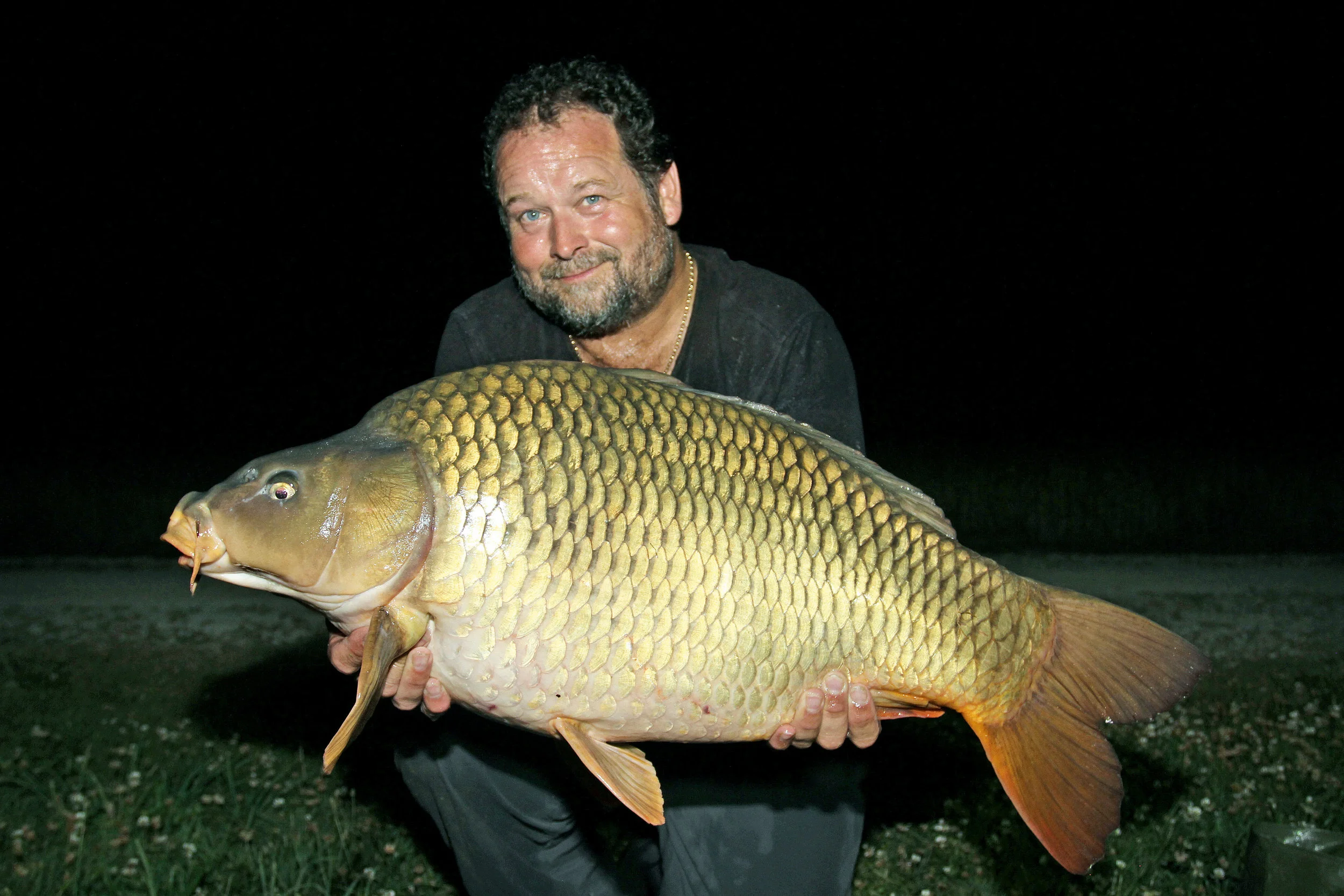 13-A-margin-muncher-my-first-night-on-Roe-Deer-Lake.jpg