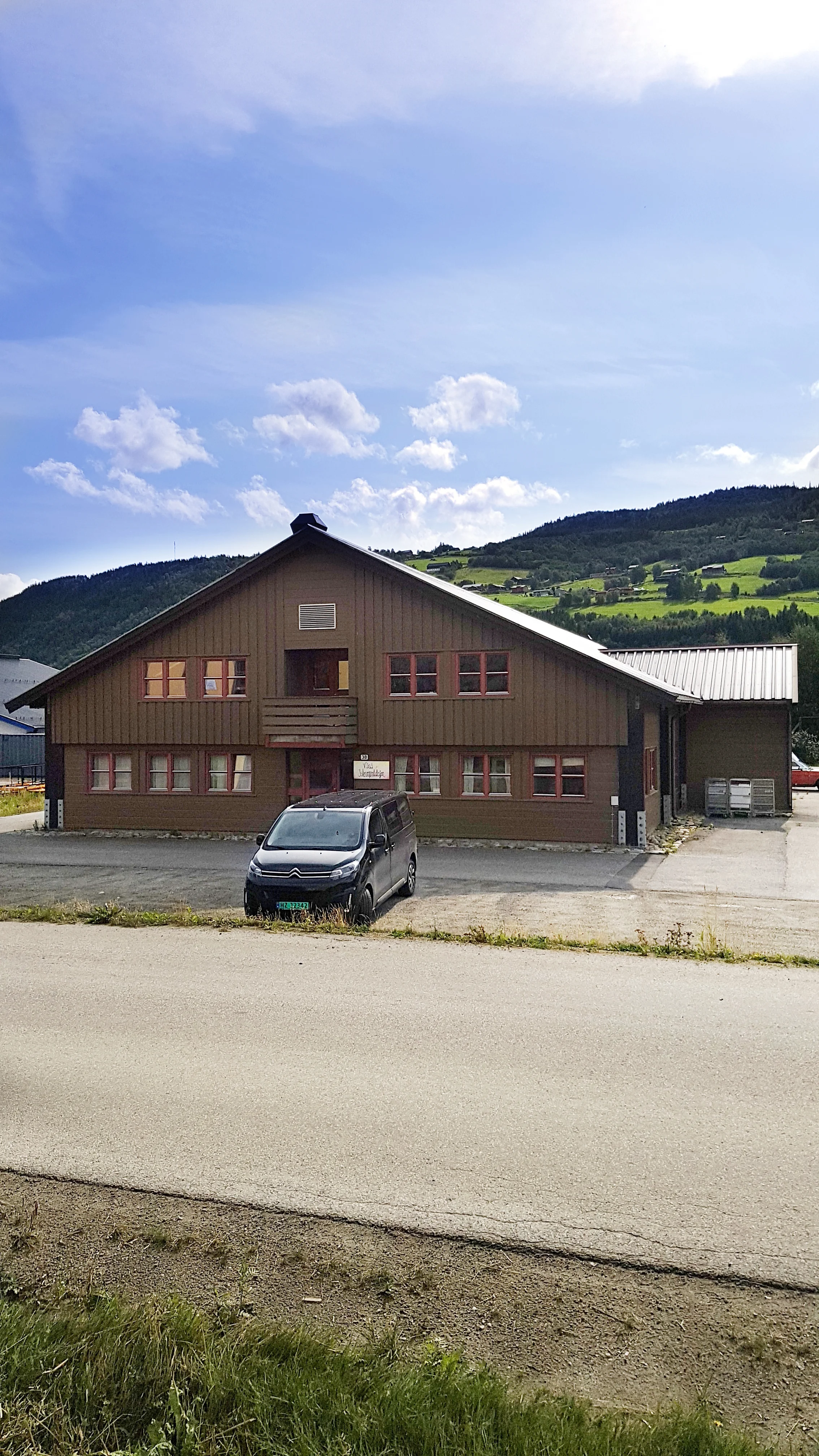 Tømrer Service AS / Tømrer Prosjekt AS, avd. arkitektur/ingeniør, industrivegen 38, 2680 vågå