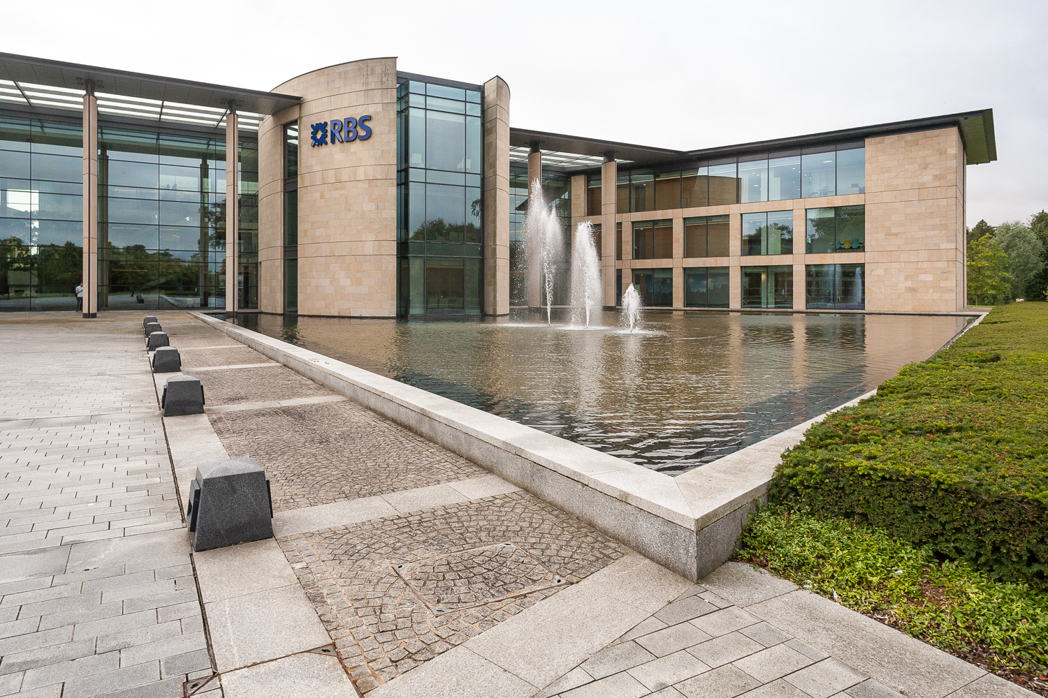 Interior design Edinburgh, RBS Gogarburn — Amos Beech