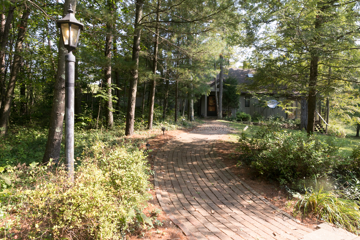 150831_Serif_HockingHills_Finished-180.jpg