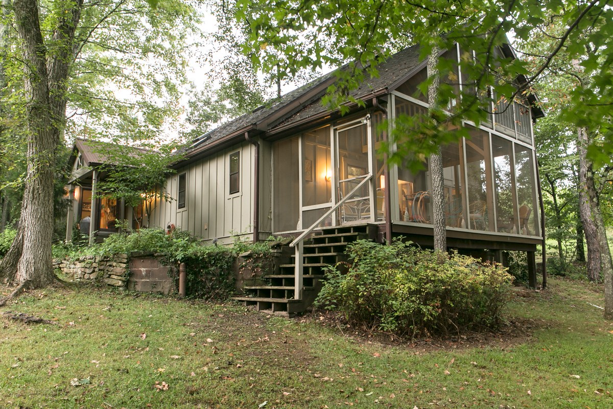 150831_Serif_HockingHills_Finished-194.jpg