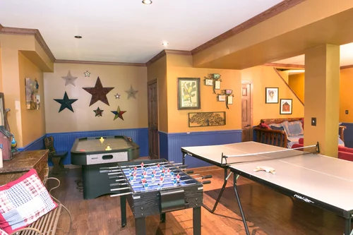 The Humble Peacock Up To 23 People 6 Bedrooms A Beautiful