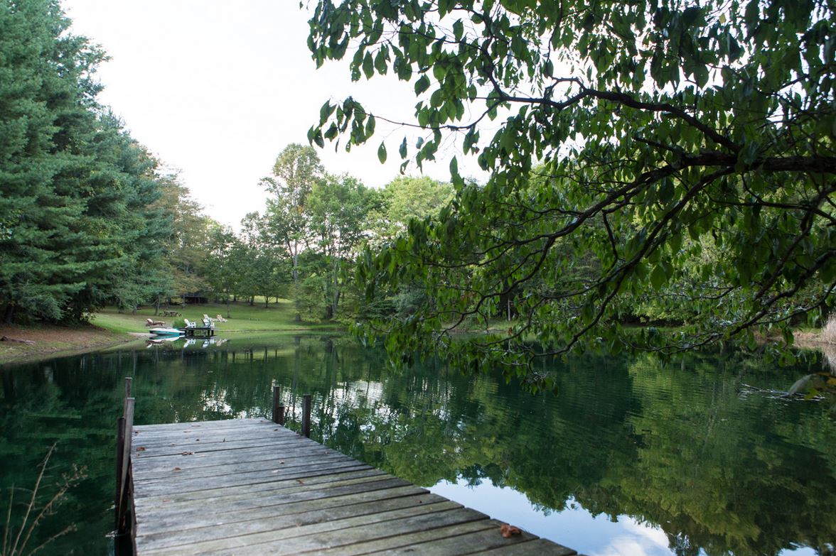 Cozy Cabin W Deck Hot Tub Pond By Hocking Hills