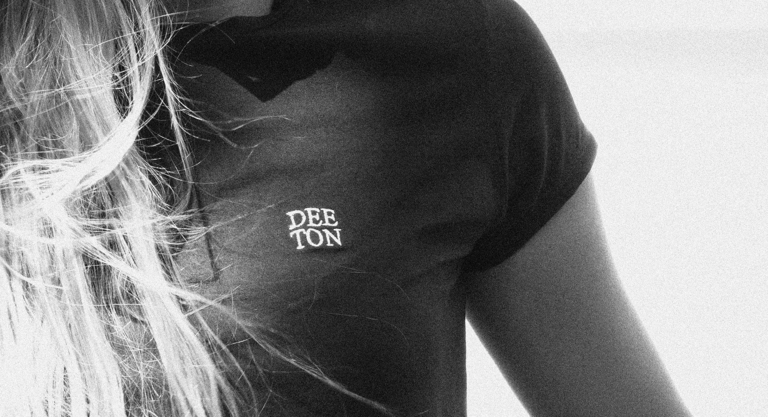 DEETON CHICA_BN1.jpg