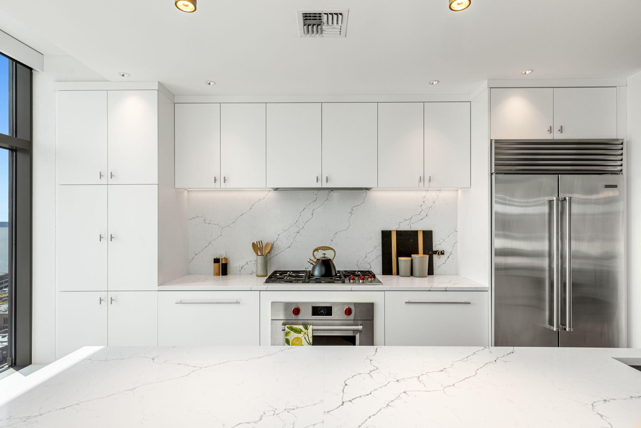 2033 2nd Ave 1111 _0019.jpg