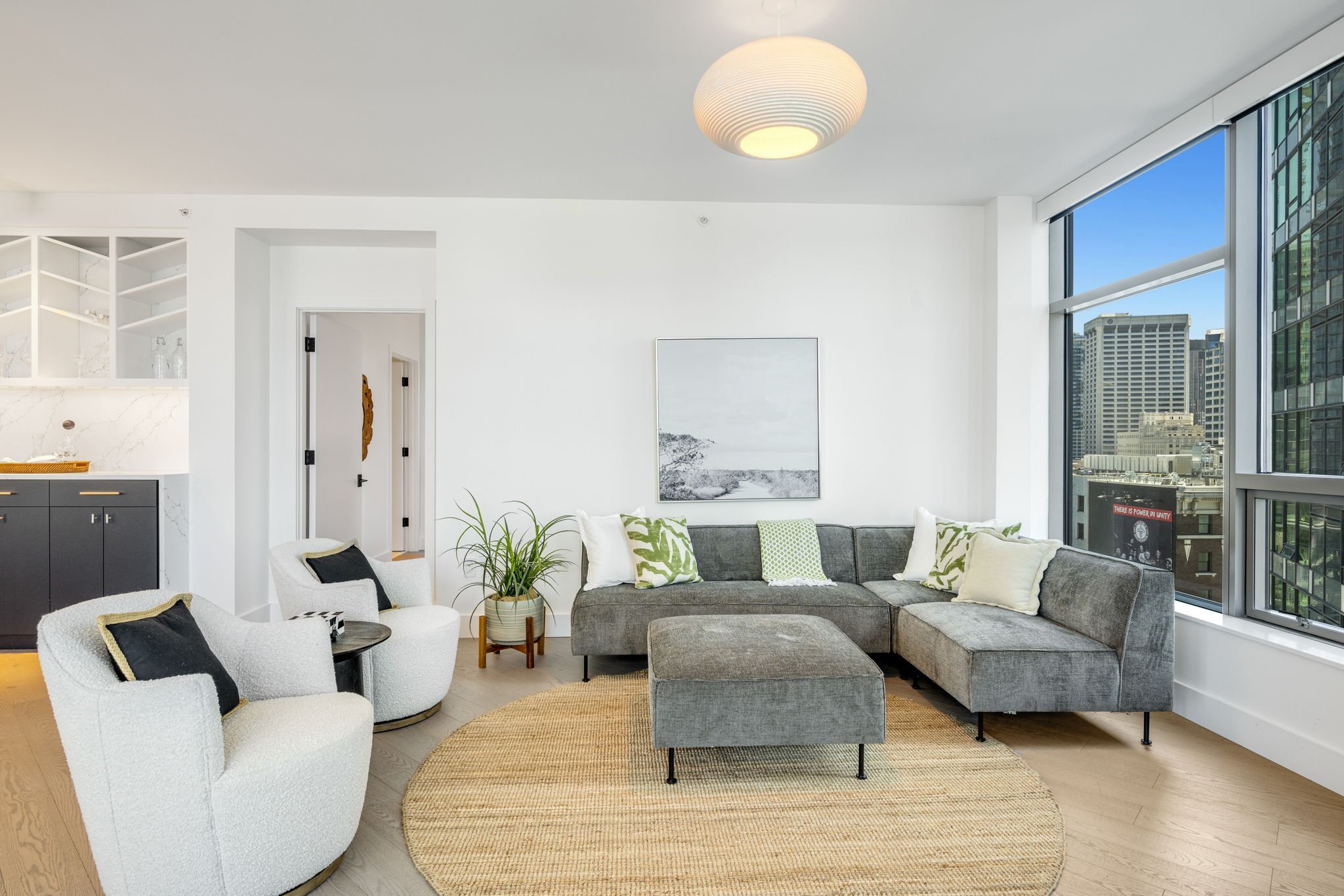 2033 2nd Ave 1111 _0024.jpg