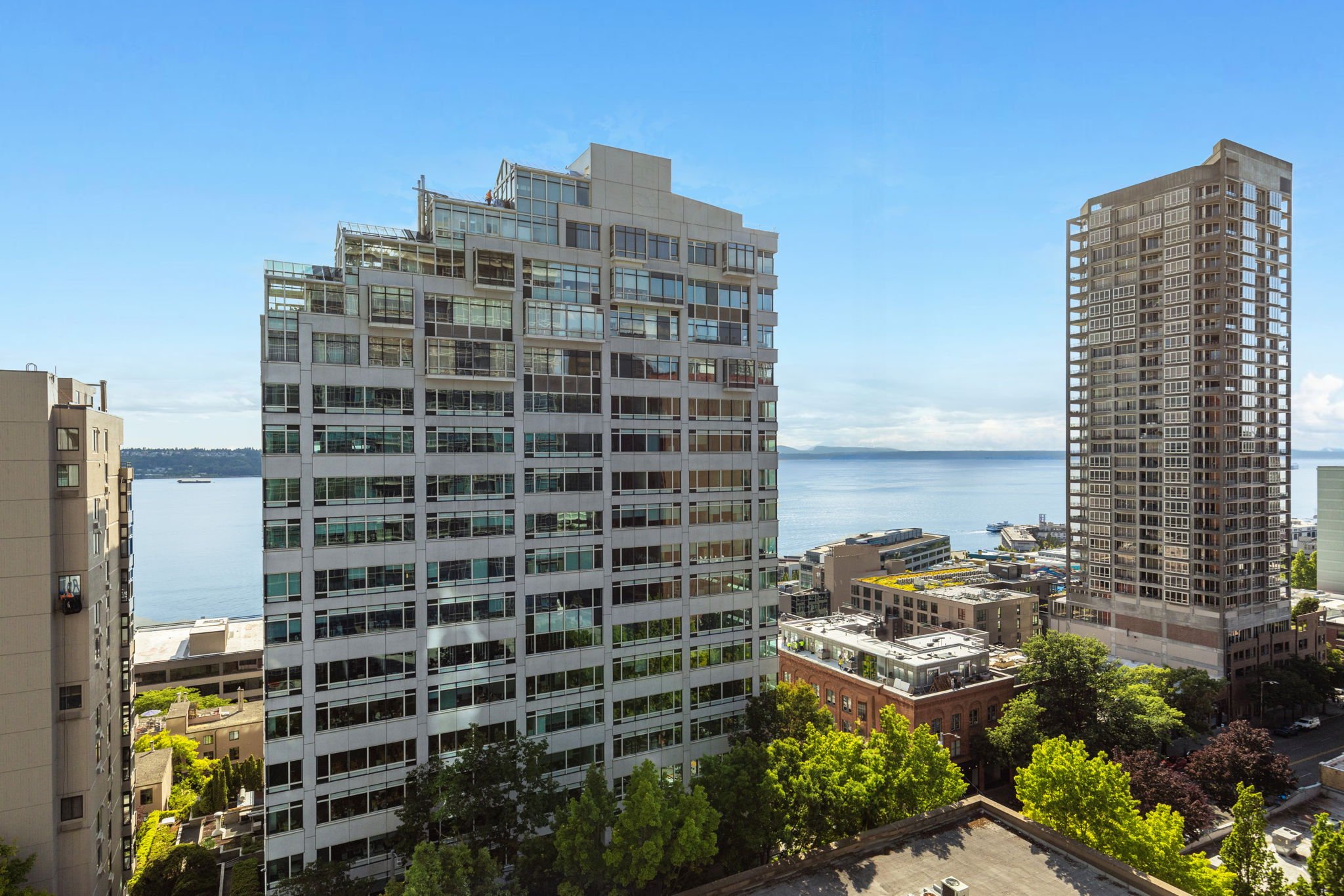 2033 2nd Ave 1111 _0056.jpg