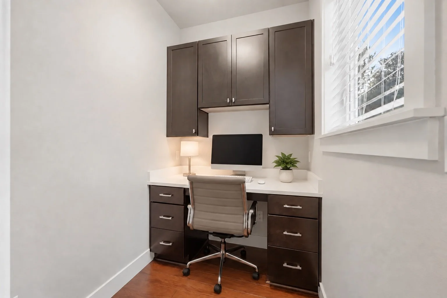 office.jpg