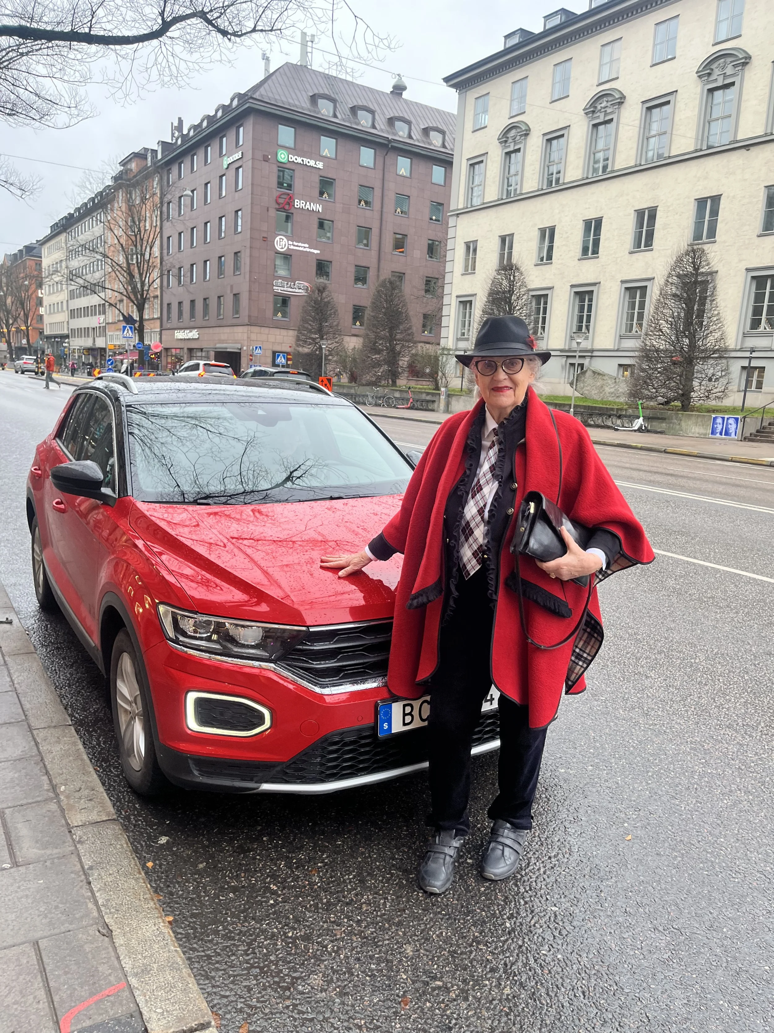 Stockholms stad begränsar genomfart på Sveavägen!