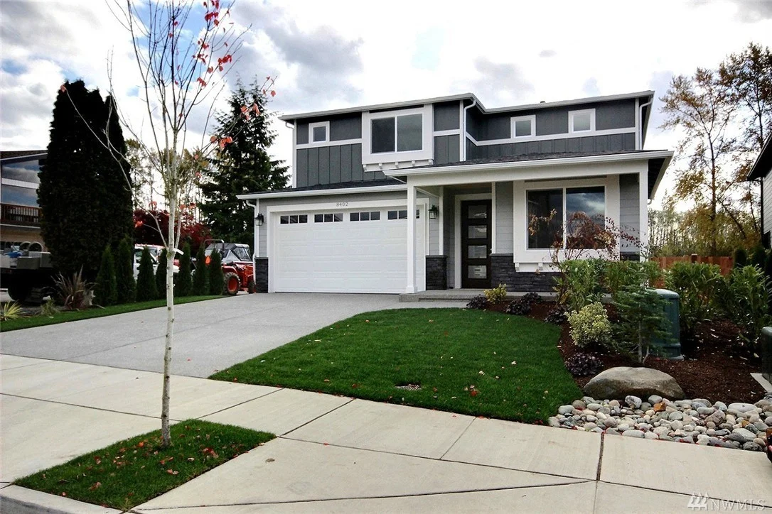 8402 Front.jpg