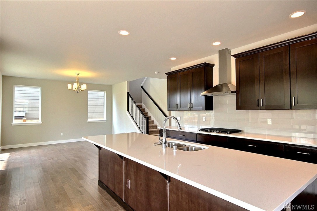 8402 Kitchen-Dining.jpg