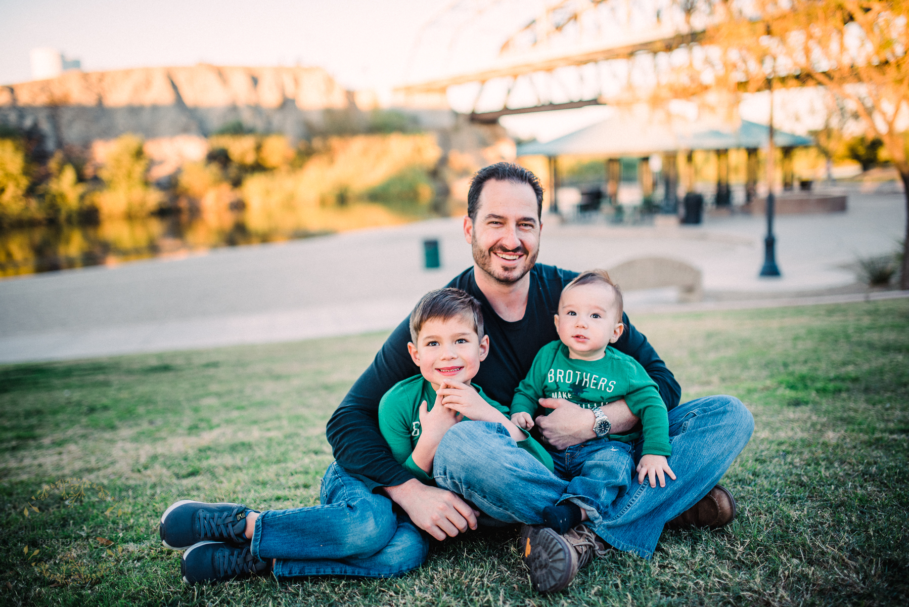 Family Photos in Gateway Park