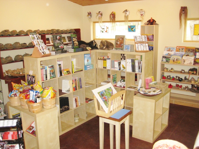 gift shop2.jpg
