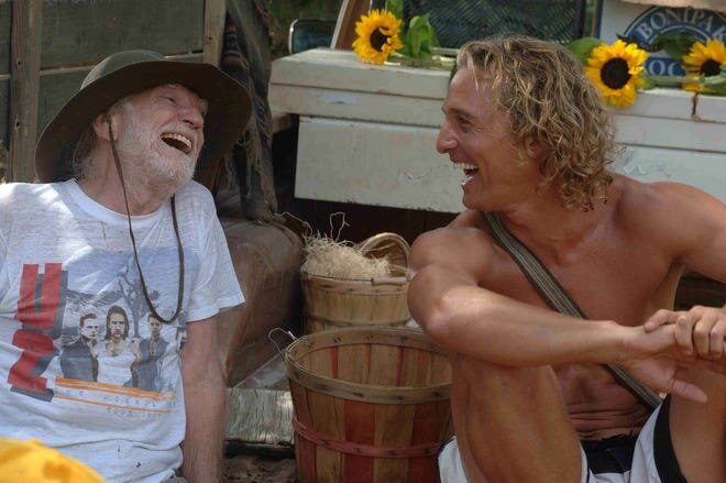 Peak 4/20: Matthew McConaughey wishes Willie Nelson happy birthday, others serenade the star