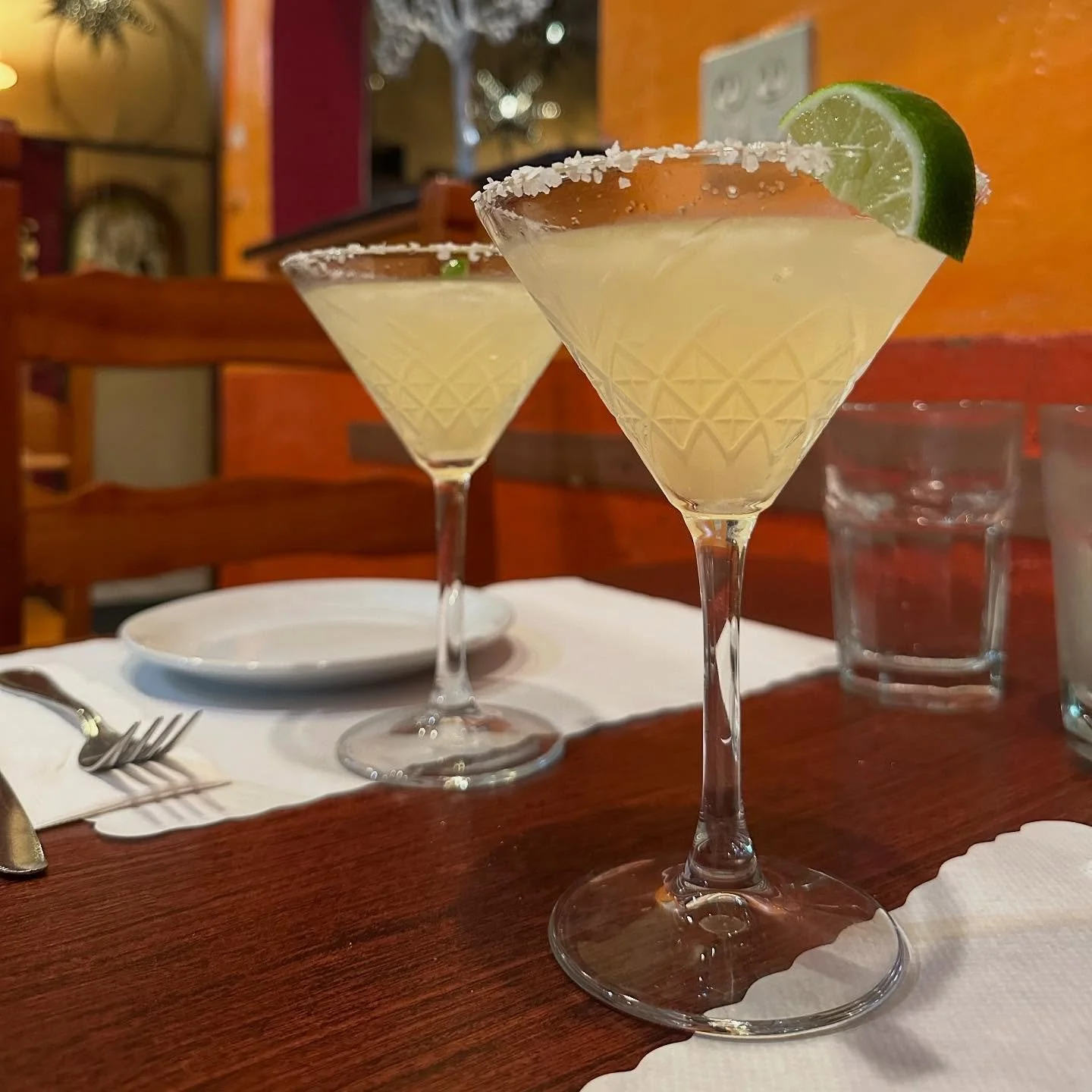 It’s the first Friday in 2025, treat yourself! π₯°
.
.
. 
.
.
.
.
 #bar #restaurant #mountainview #cocktails #california #mexico #nightlife #tavern #beer #food #foodporn #eatingSF #comfortfood #hiring #tequila #wine #nowhiring #yelp #organic #si