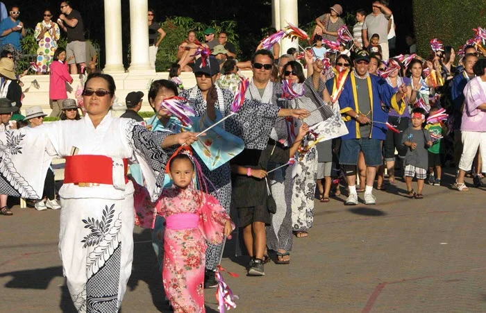 2019-07-19_2018-Bon-Odori.-700x415jpg.jpg