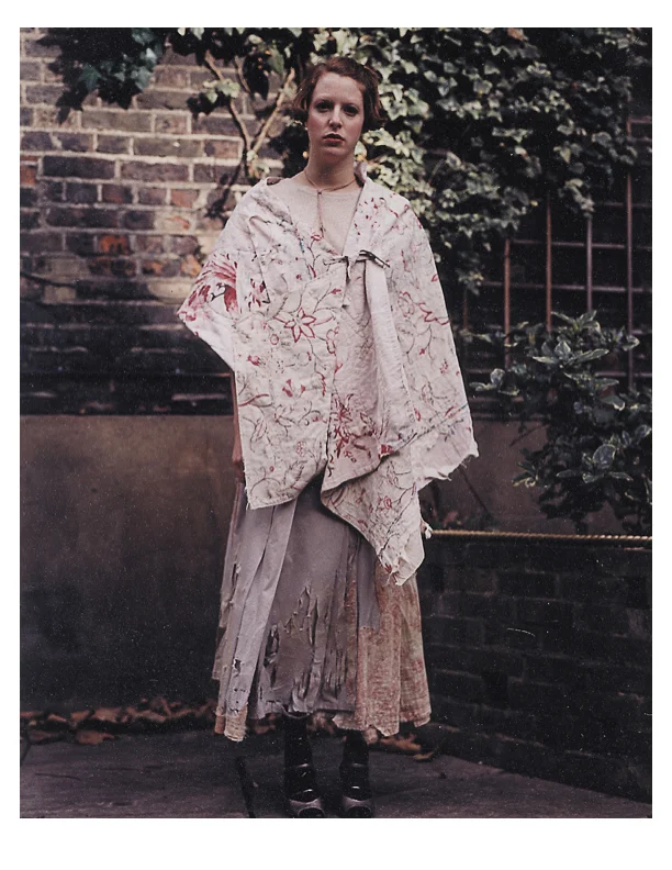 JESSICAOGDEN-COLLECTION-2002AW-WHISPER-05.jpg