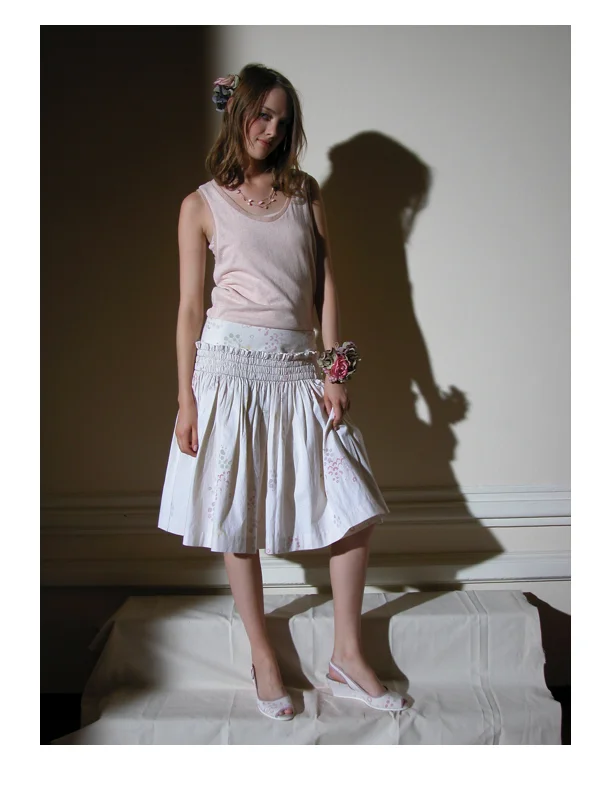 JESSICAOGDEN-COLLECTION-2004SS-LIZSHOUSE-22.jpg