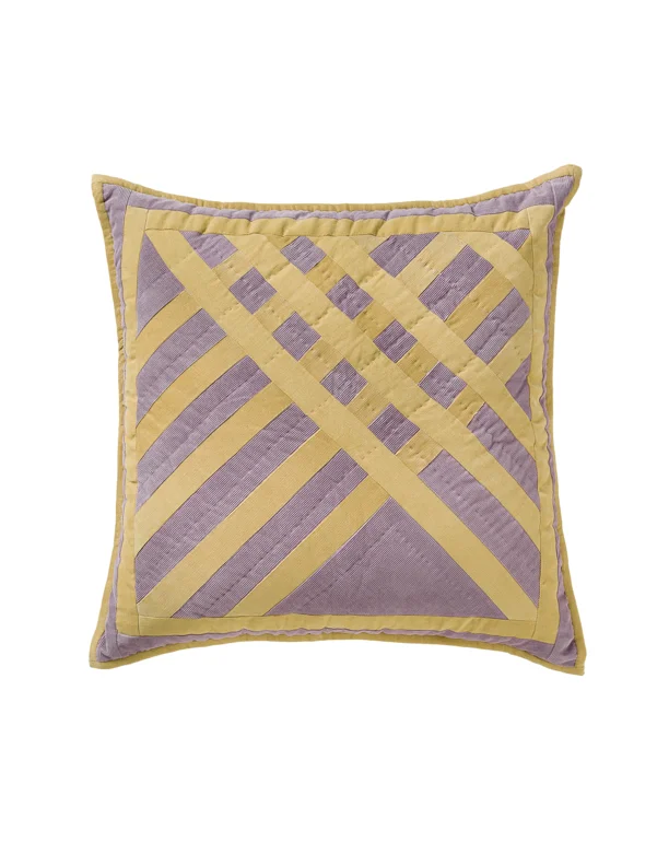 JESSICAOGDEN-COLLABORATIONS-APC-CUSHIONS-09.jpg