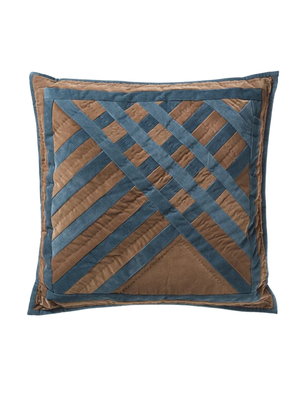 JESSICAOGDEN-COLLABORATIONS-APC-CUSHIONS-08.jpg