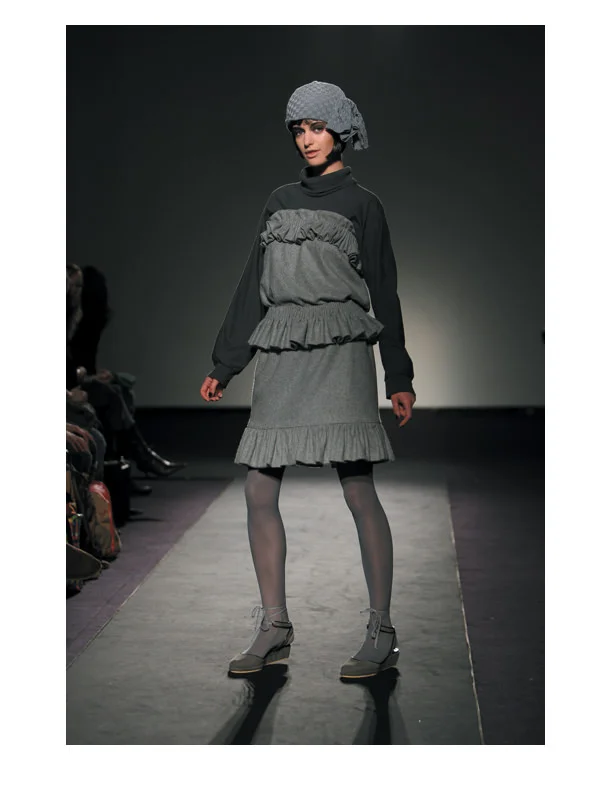 JESSICAOGDEN-COLLECTION-2006AW-ANNABELLA-07.jpg