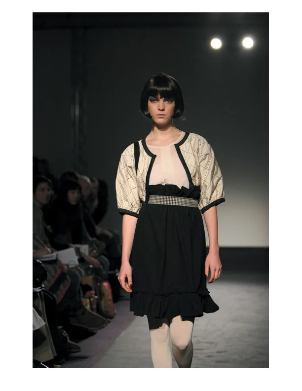 JESSICAOGDEN-COLLECTION-2006AW-ANNABELLA-22.jpg