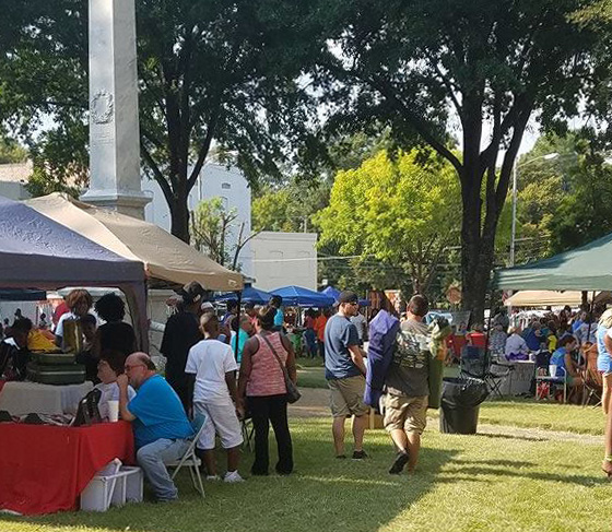 "Autumn On The Square" is Marianna's premier event featuring fun for the entire family